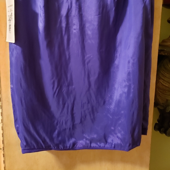 Purple/violet suit/ beaded collar - Picture 10 of 16